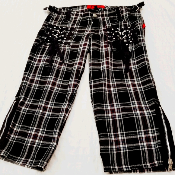 Tripp nyc Pants - Tripp nyc plaid capri